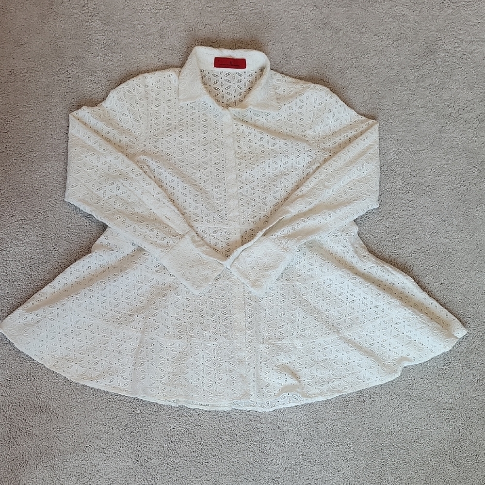 Carolina Herrera Elegant White Lace Blouse